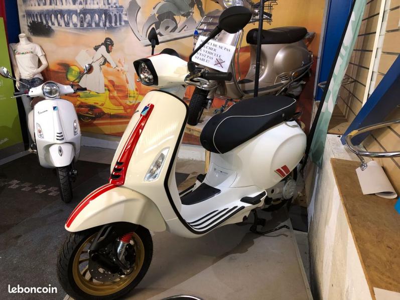VESPA PRIMAVERA 50 PROMO
